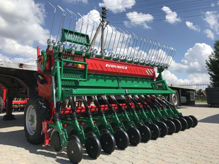 AGRO-MASZ SR300 su valančiuoju disku