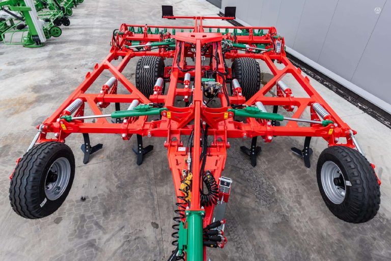 AGRO-MASZ Runner X4