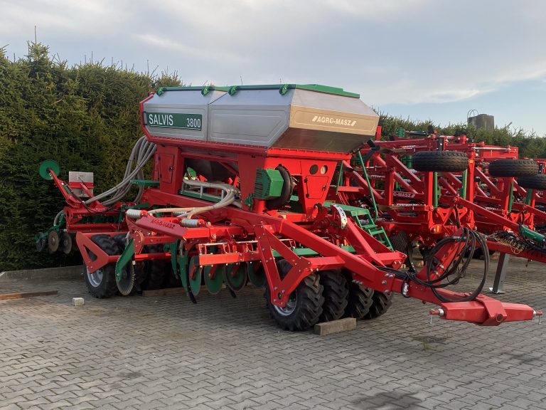 SALVIS (naudota) strip-till sėjamoji