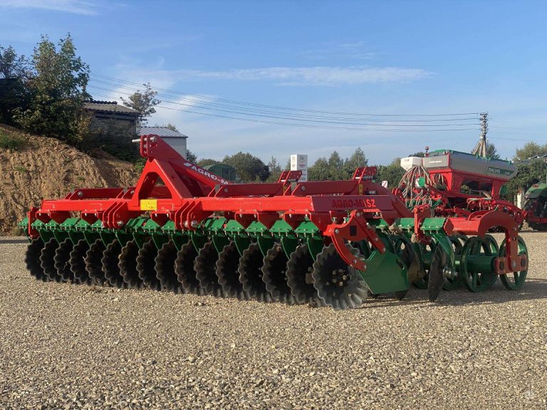 AGRO-MASZ BT40 su karbuotais diskais