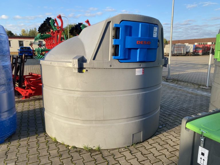 DESO 5000 l dvisienė dyzelino talpykla (K24)
