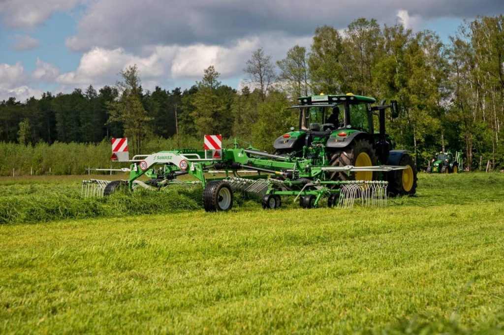 SaMASZ Z2-840H dviejų rotorių grėblys