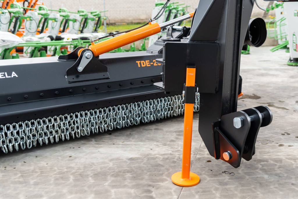 TMC Cancela TDE-250 – mulčeris (šlaitams ir grioviams)